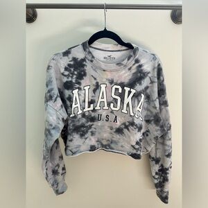 Hollister XS Alaska cropped sweatshirt.